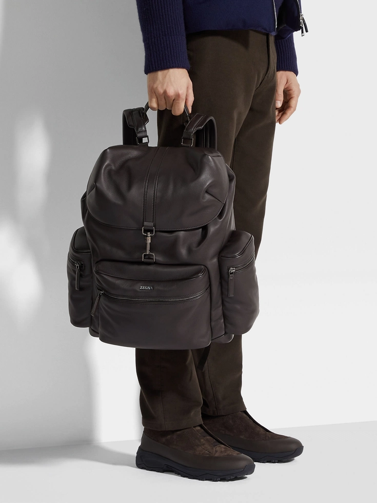 Dunkelbrauner SECONDSKIN Spezialrucksack