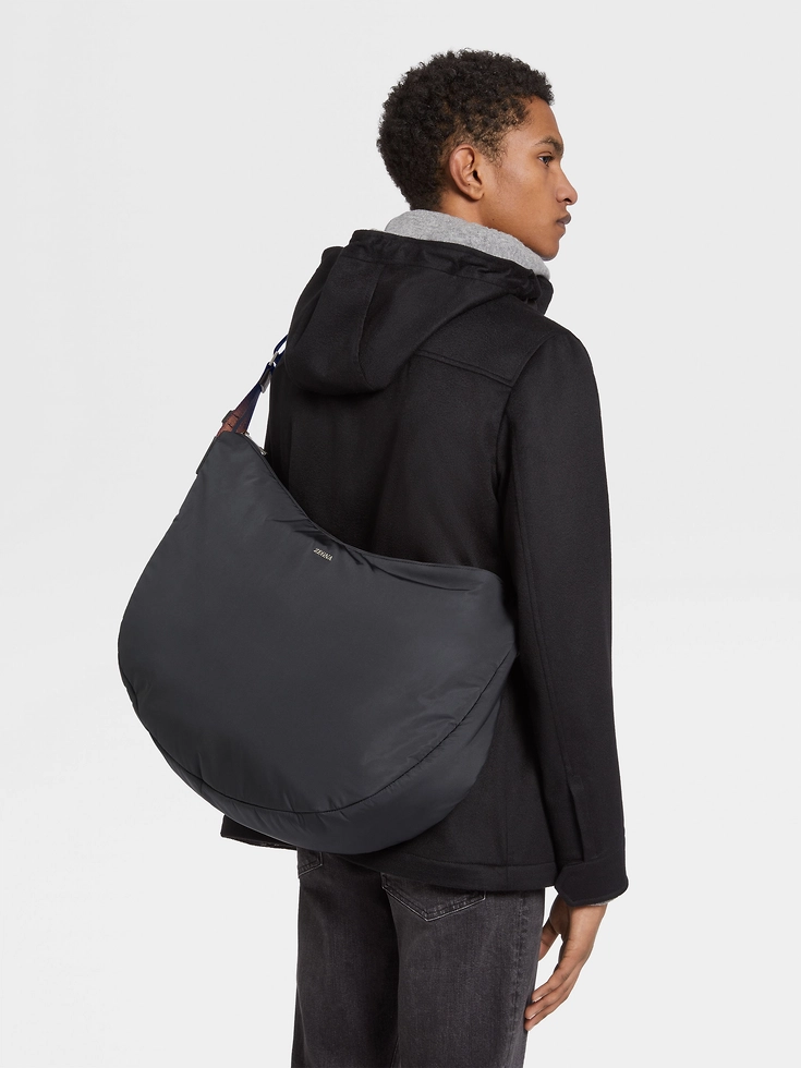 Schwarze Reisetasche aus Nylon 1 - Schwarze Reisetasche aus Nylon
