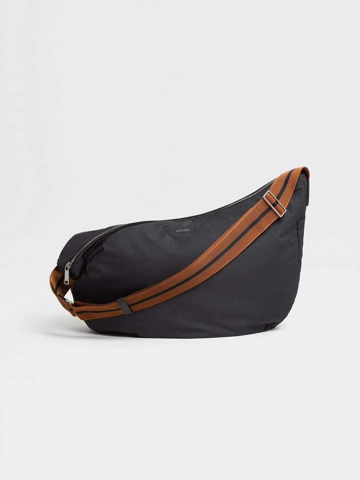 Schwarze Reisetasche aus Nylon - Schwarze Reisetasche aus Nylon