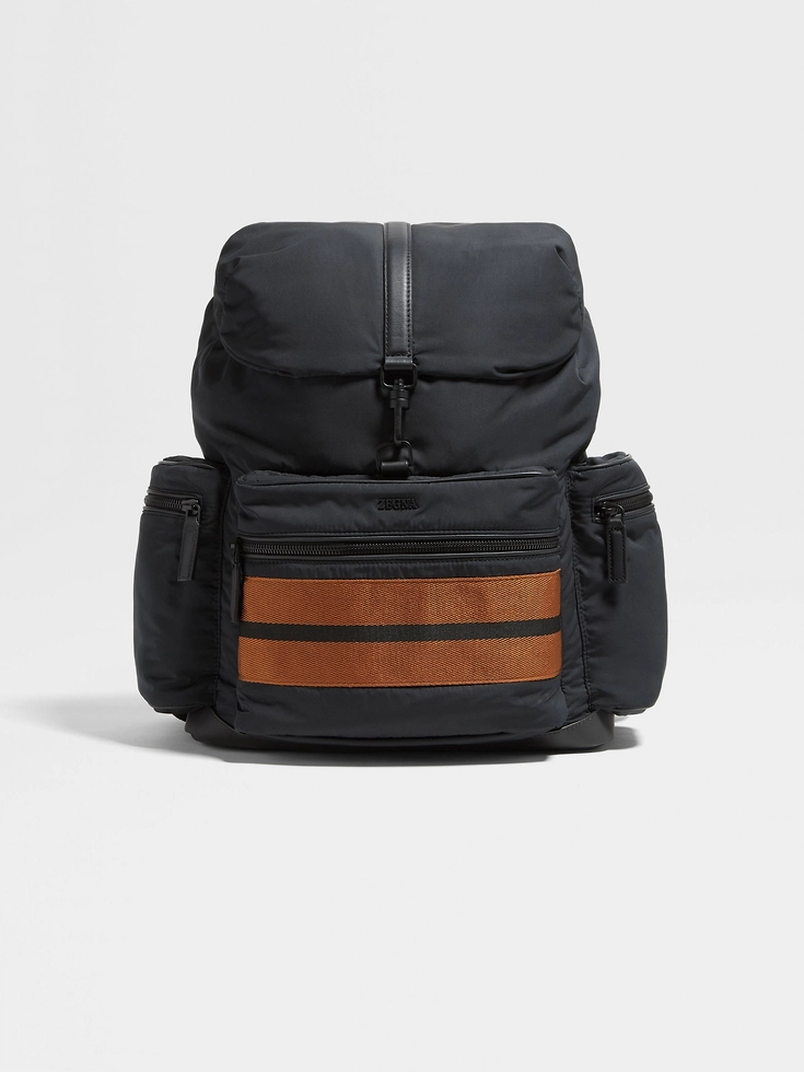 Spezialrucksack aus schwarzem technischem Gewebe - Spezialrucksack aus schwarzem technischem Gewebe