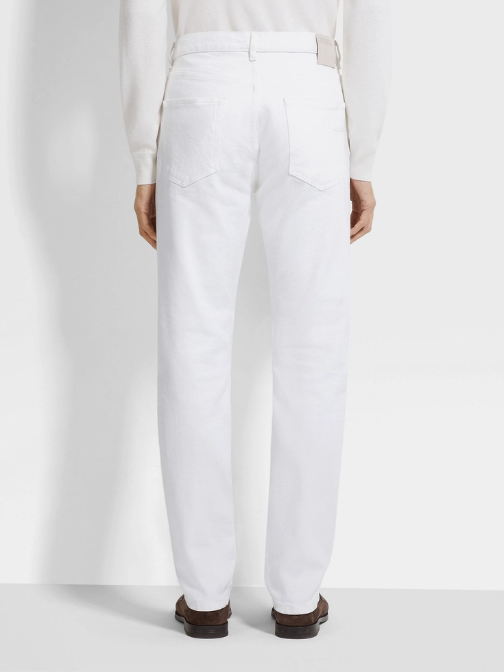 Weiße Roccia-Jeans aus Stretch-Baumwolle mit Spülung Weiße Roccia-Jeans aus Stretch-Baumwolle mit Spülung